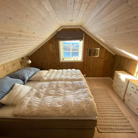 Endely - / Ut בית נופש *